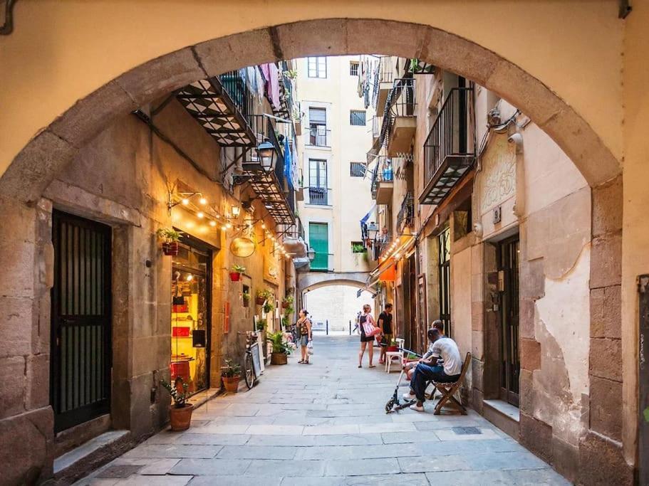 Top Location Apartment Barcelona Bagian luar foto