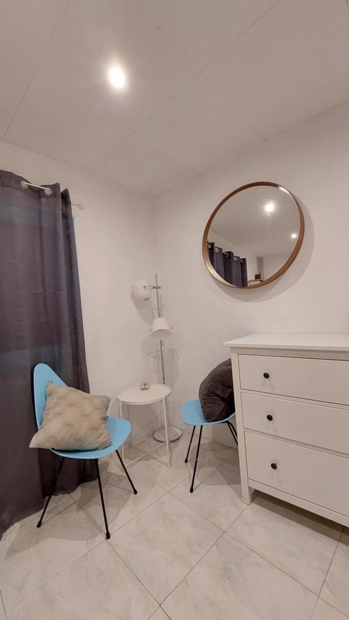 Top Location Apartment Barcelona Bagian luar foto